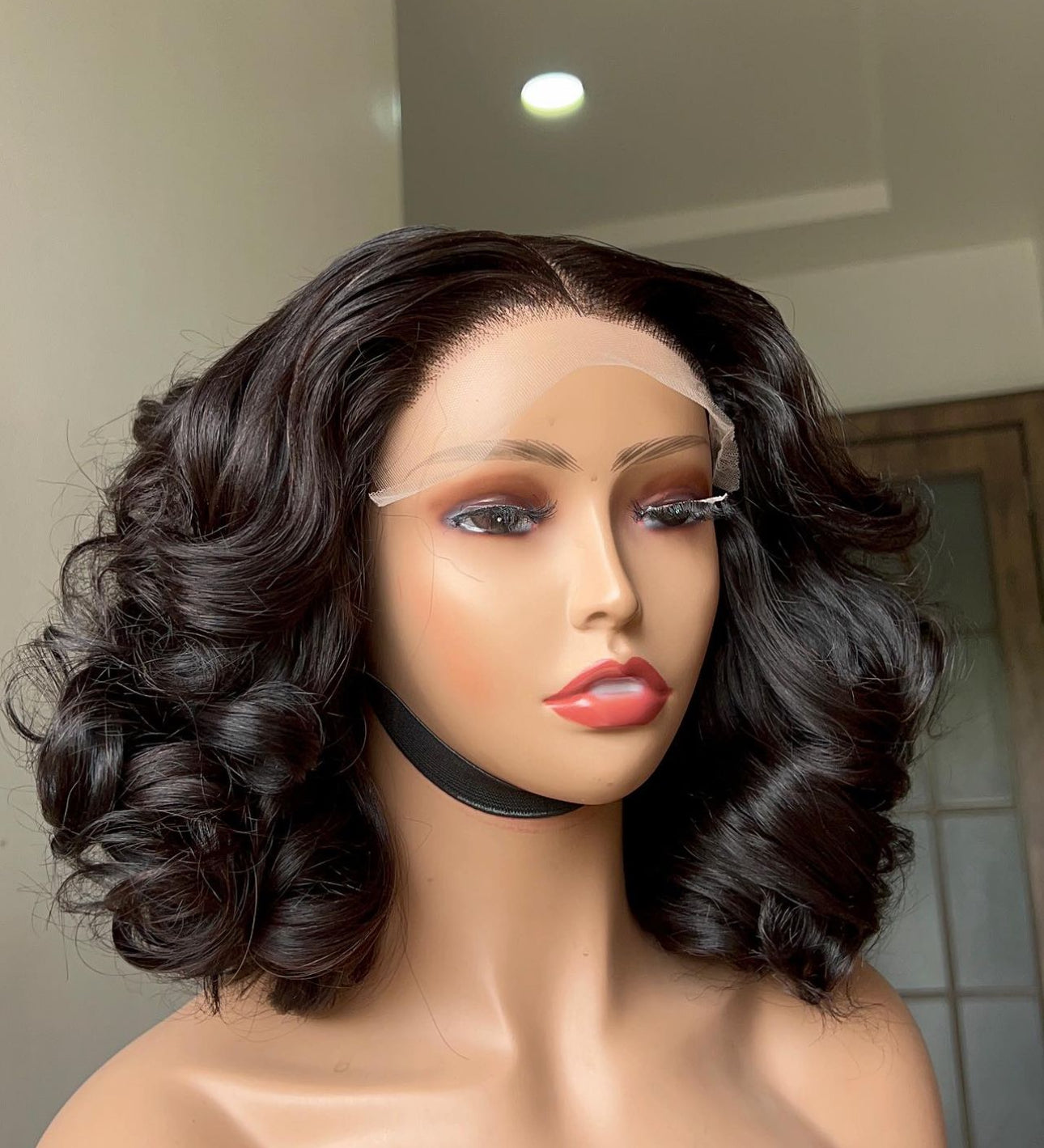 Ene 10” 200g super bouncy lace wig